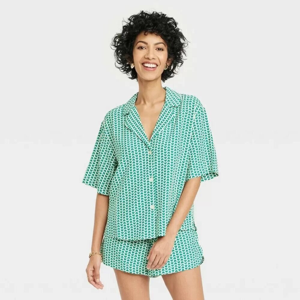 A New Day Green Crescent Print Camp Short Sleeve Button Down‎ XS